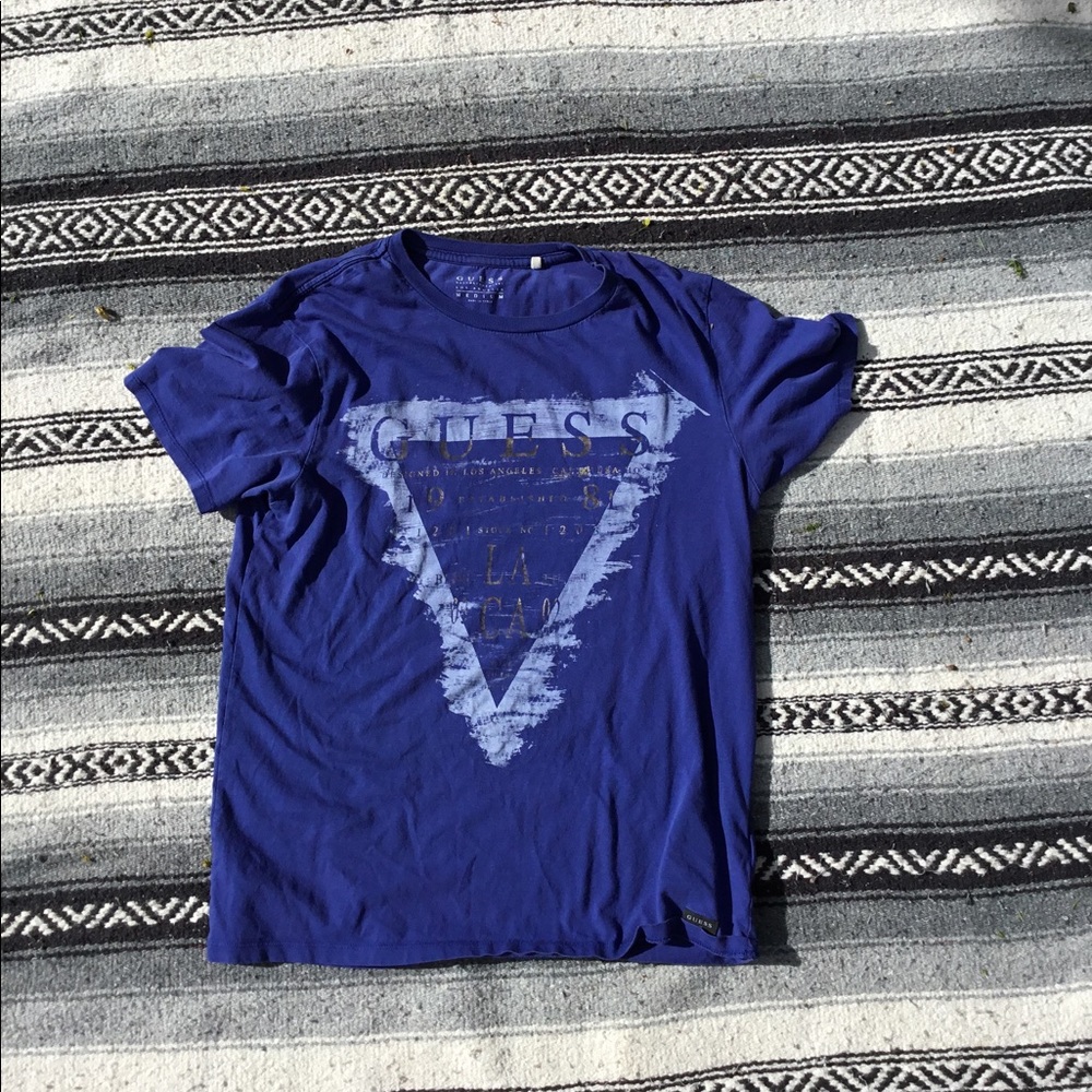 Guess t shirt